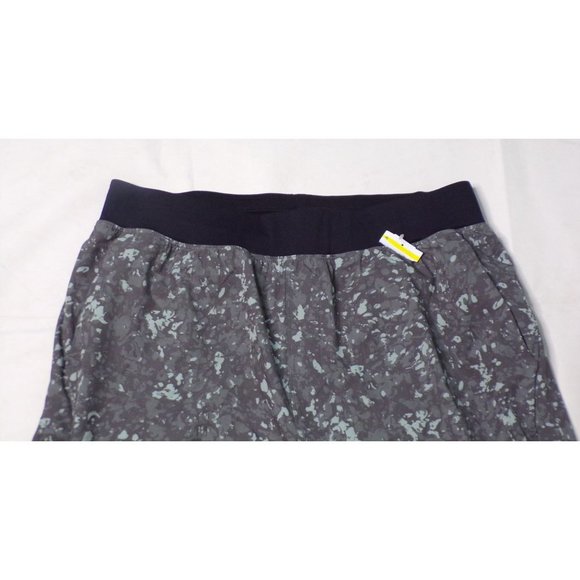 ZELLA Men's Core Stretch Woven Shorts Gray Print Medium NEW - Picture 7 of 10